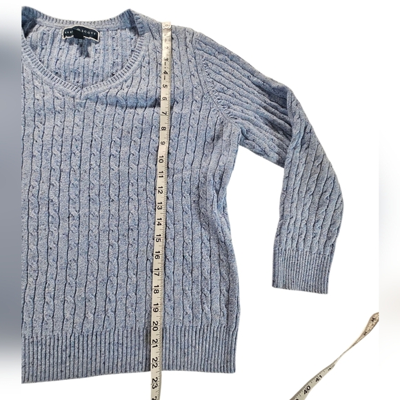 Karen Scott Blue Cable Knit V-Neck Sweater Size Large - Picture 5 of 6
